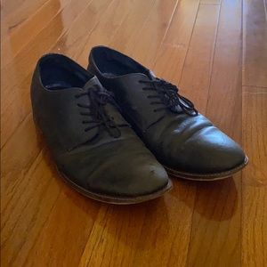 Aston Grey formal shoes